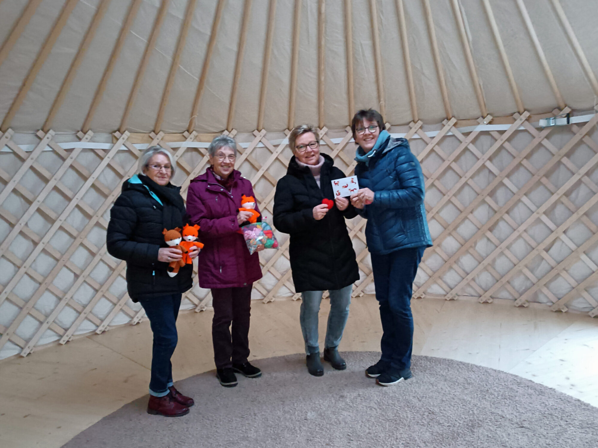 Spendenübergabe der Handarbeitsgruppe Barsinghausen